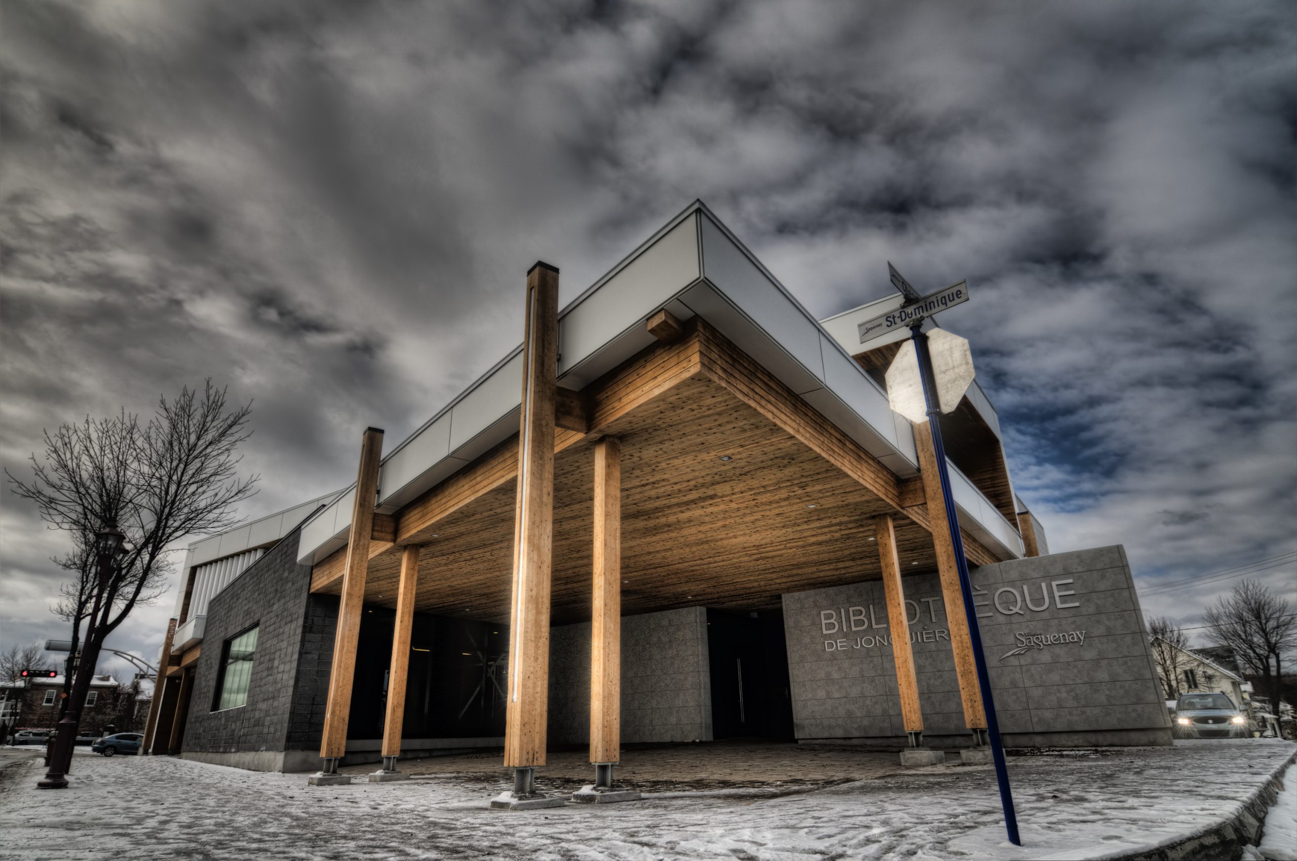 'Bibliothèque de Jonquière Cecobois 