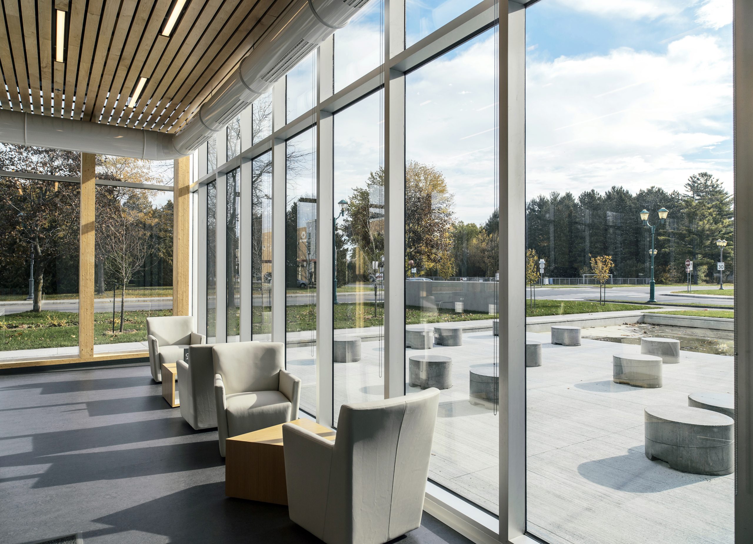 'Bibliothèque municipale Paul-Mercier de Blainville Cecobois 