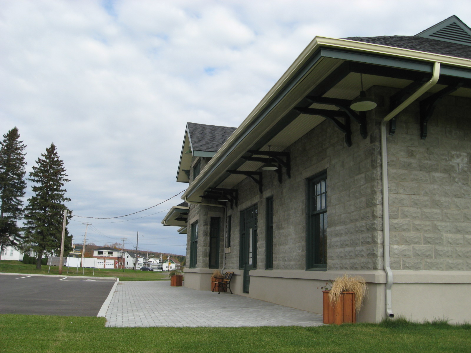 'Réfection de la gare ferroviare patrimoniale de Tring-­Jonction Cecobois 