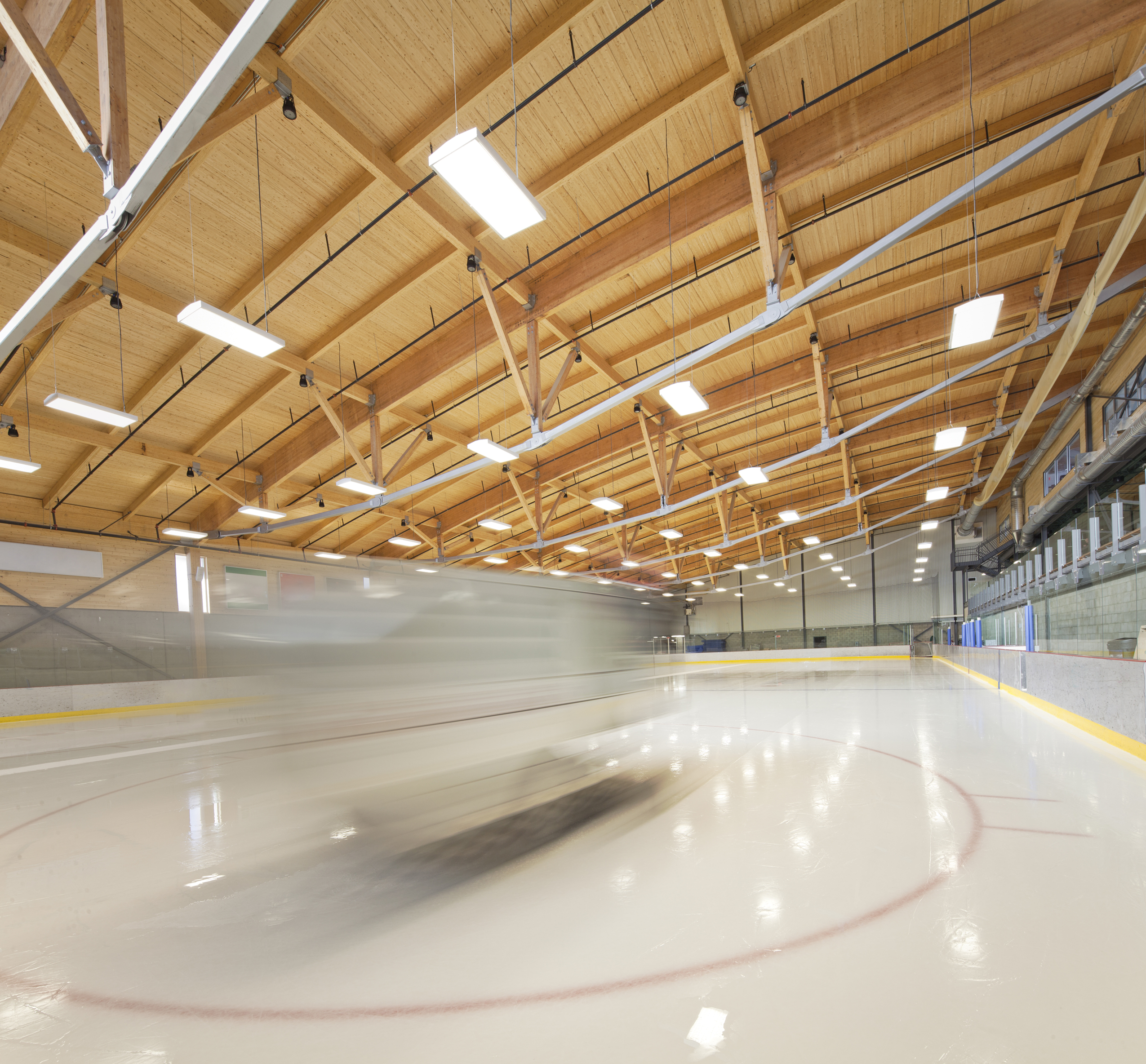 'Aréna et pavillon de services de l’Université du Québec à Chicoutimi (UQAC) Cecobois 