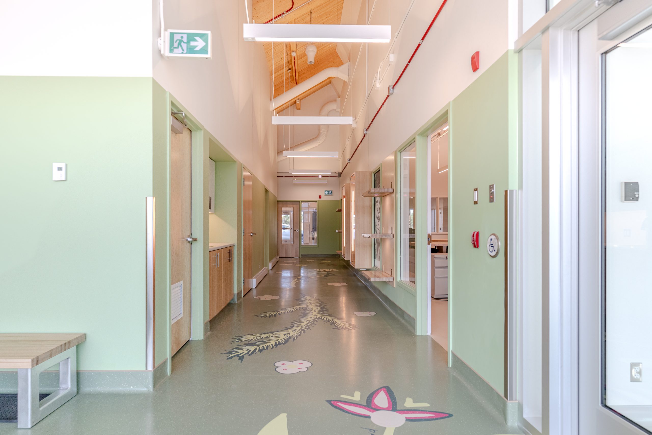 'Pavillon Eshikatiut Tshukuminu Innu-Natukuna Cecobois 